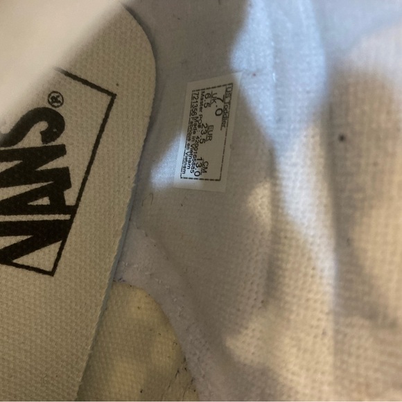 NWOT Vans Toddler High Top - Picture 9 of 9